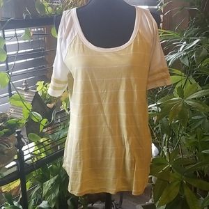 Maurices 24/7 cold shoulder tee L